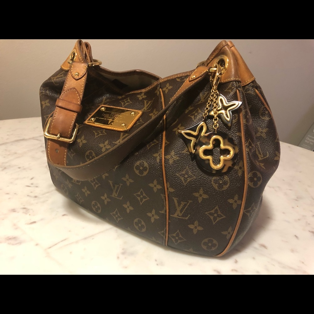 Louis Vuitton Monogram Galliera PM